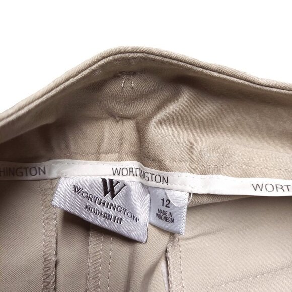 Worthington Women's Modern Fit Khaki Bermuda Shorts w/Belt - Picture 5 of 6